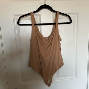 NWT SKIMS Everyday Sculpt Bodysuit